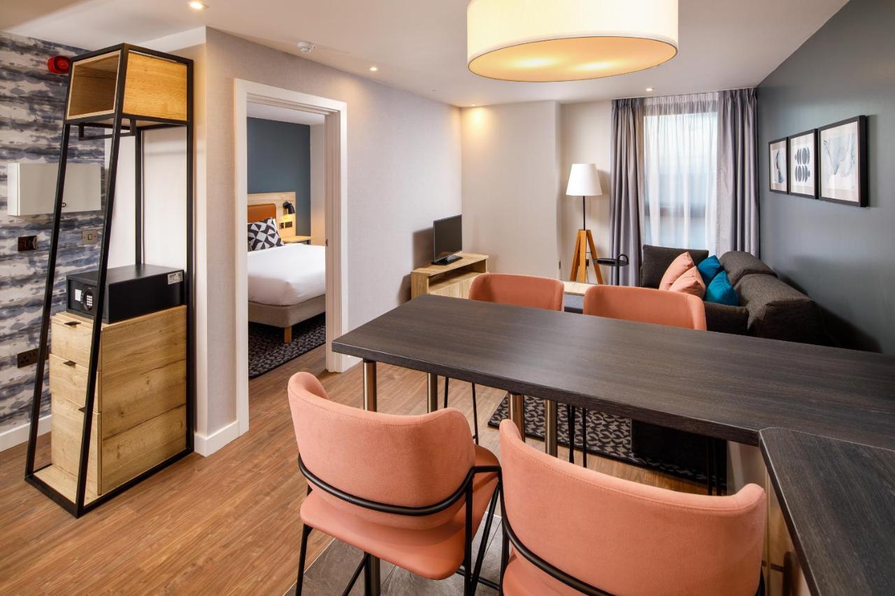 Aparthotel Adagio London Sutton Point Eksteriør bilde