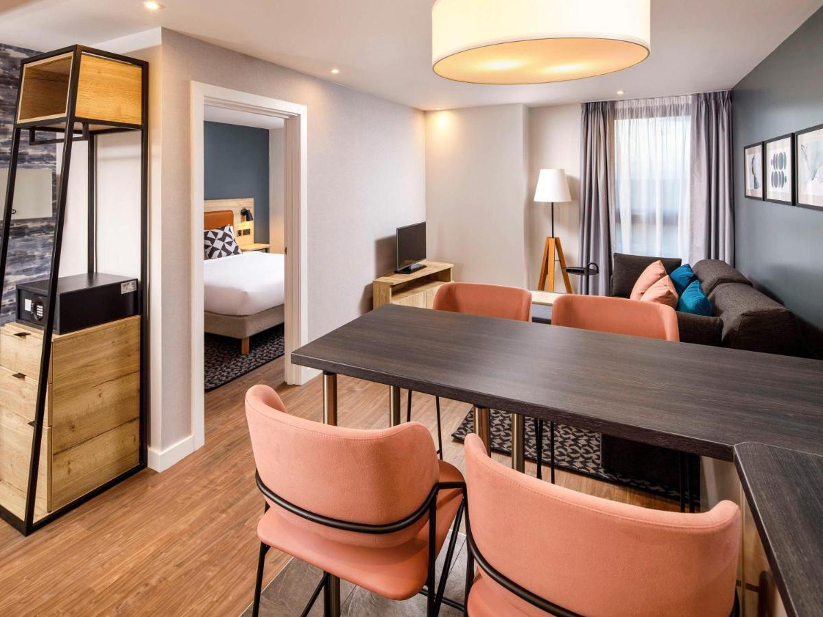 Aparthotel Adagio London Sutton Point Eksteriør bilde